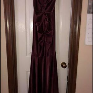 Maroon prom dress